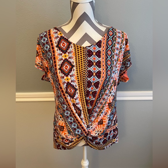 Bobbie Brooks - Multicolor - Knotted Front - Lace Back Top - Size: XL - Picture 1 of 7